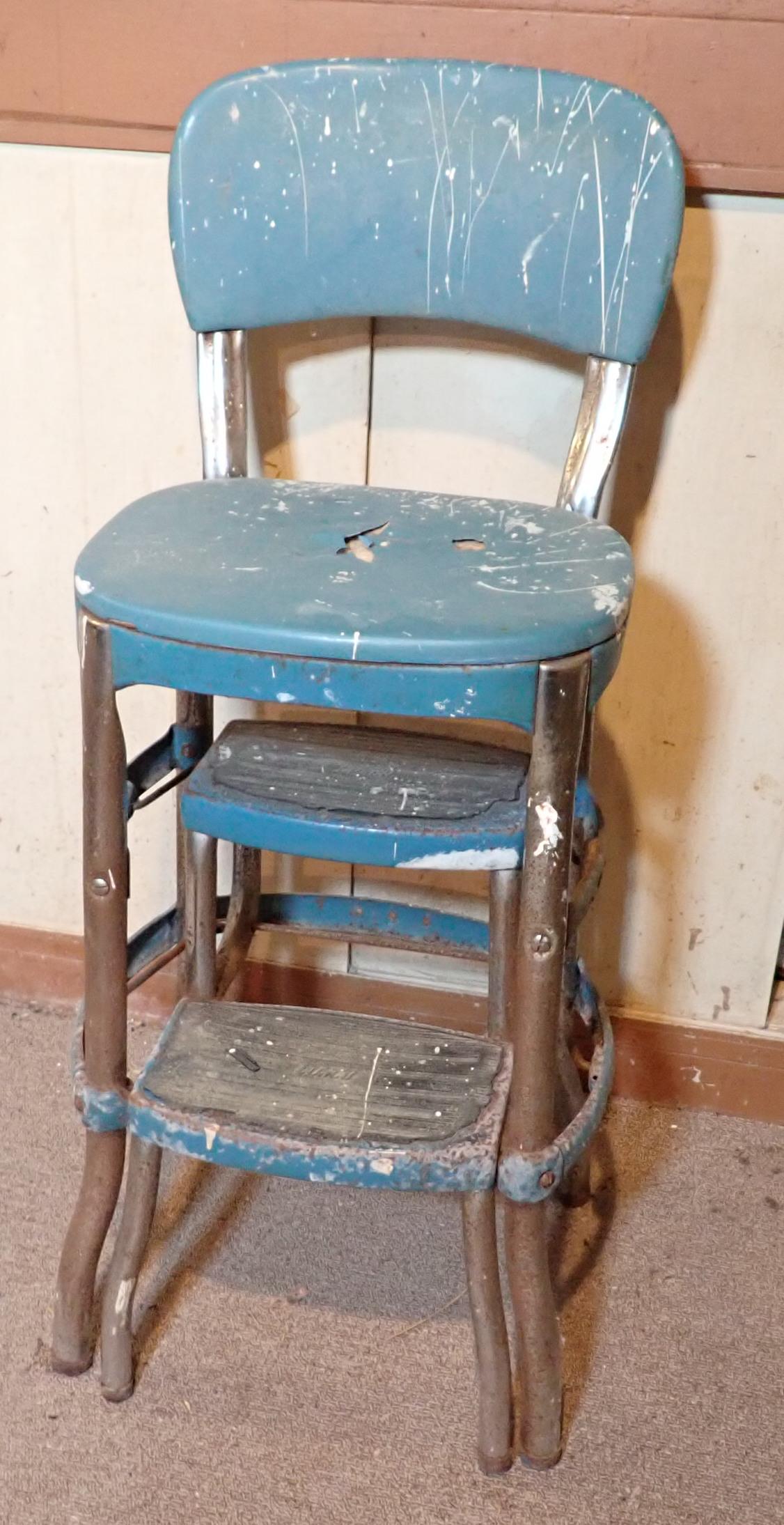Vintage Cosco Step Stool (1 of 3)
