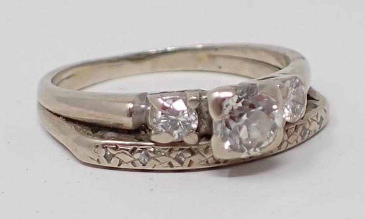 14kt Gold Wedding Ring (1 of 5)