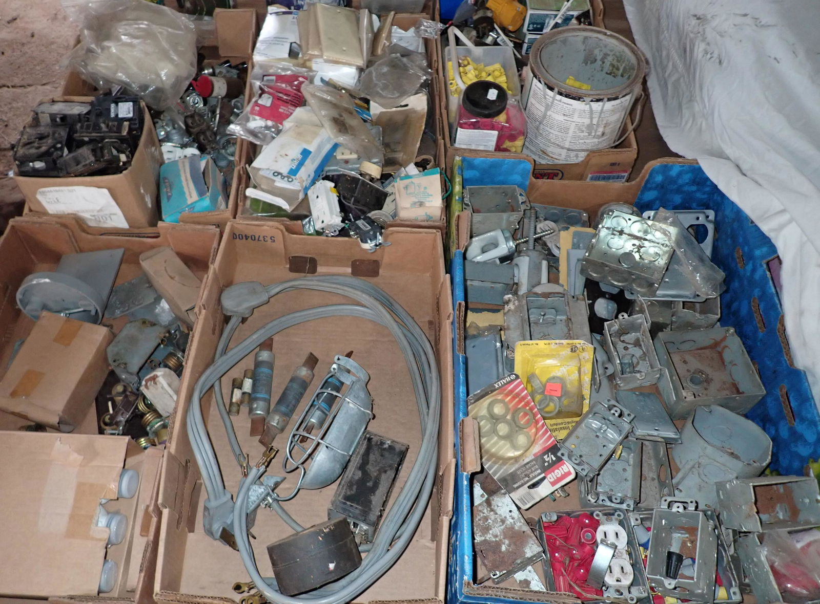 Misc Electrical Supplies (1 of 5)