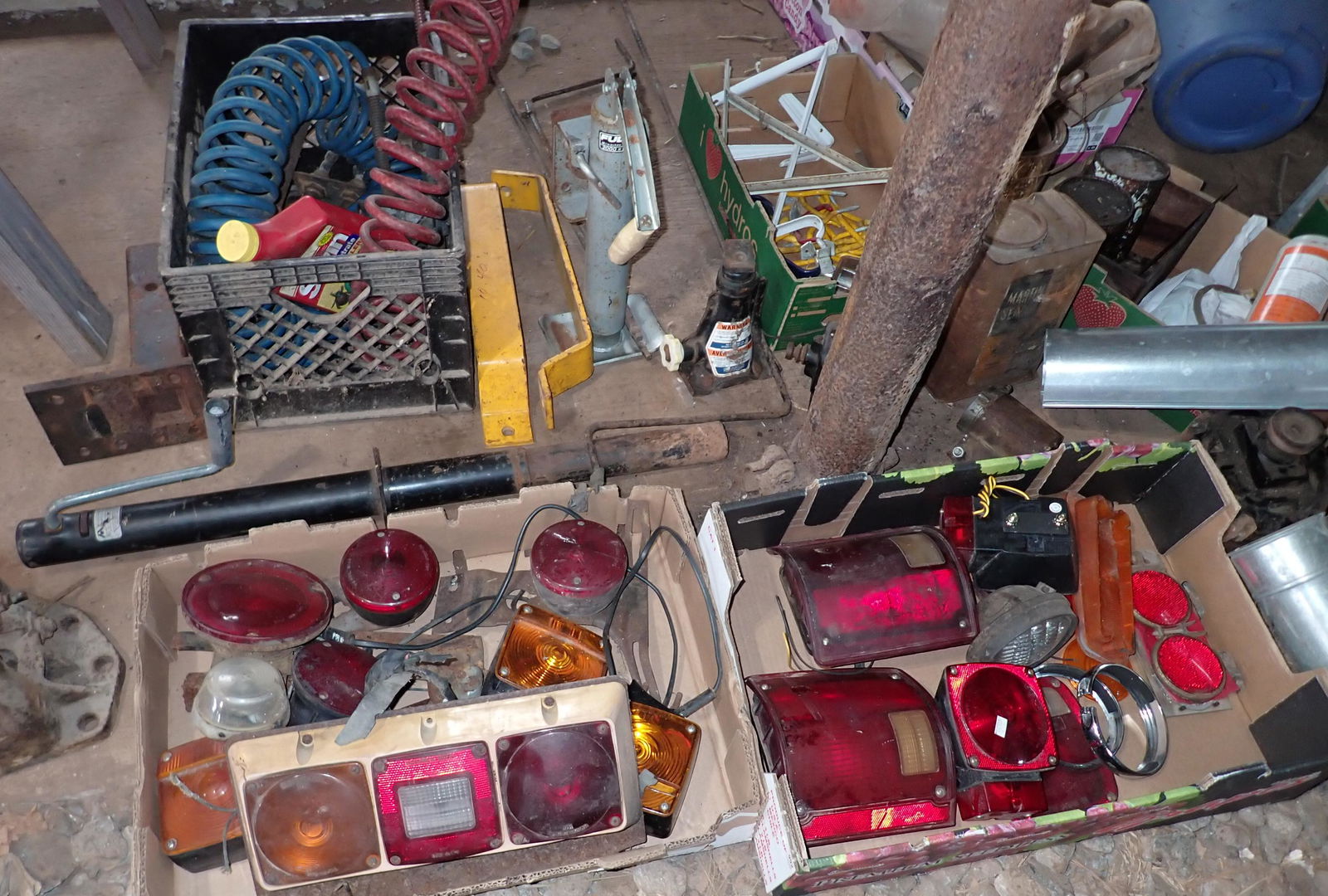 Pintle Hitch Lights Jacks & Misc (1 of 7)