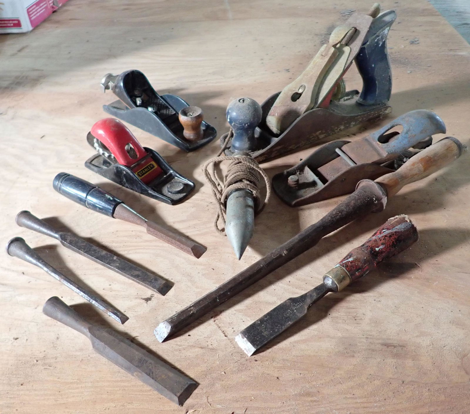 Stanley Planes Misc Chisels & Plumb Bob (1 of 4)