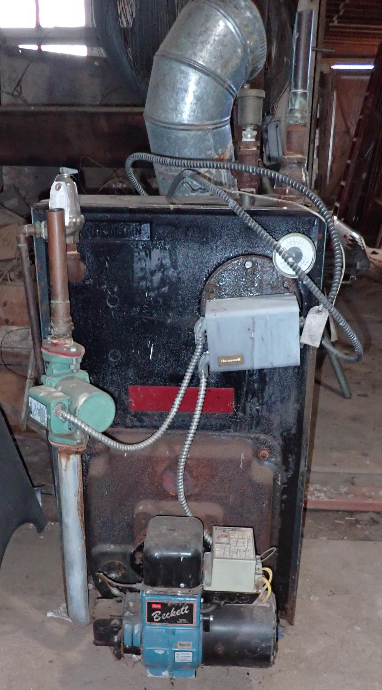 Boiler Furner / Hot Water Heater (1 of 3)