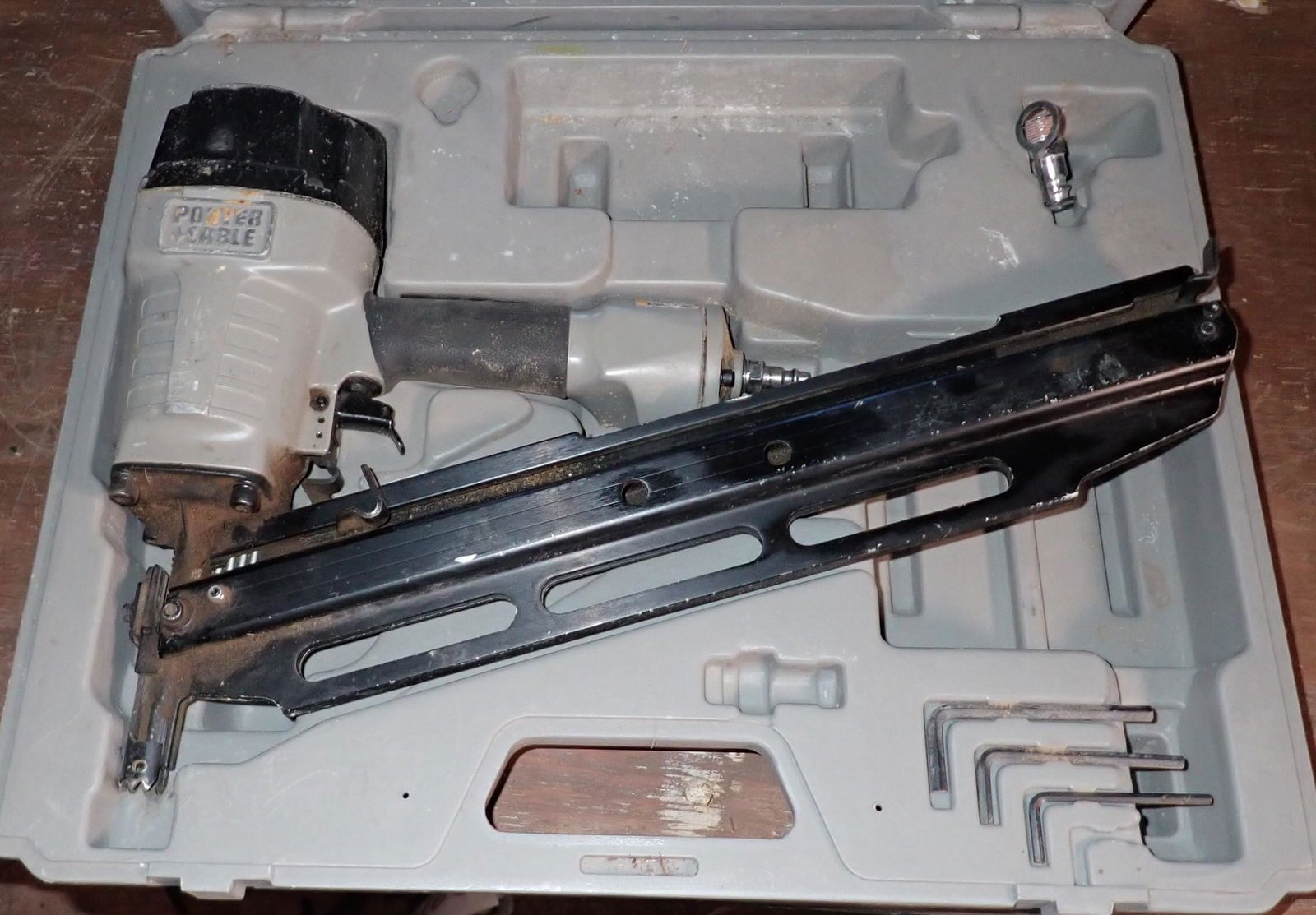 Porter Cable Round Head Framing Nailer (1 of 2)