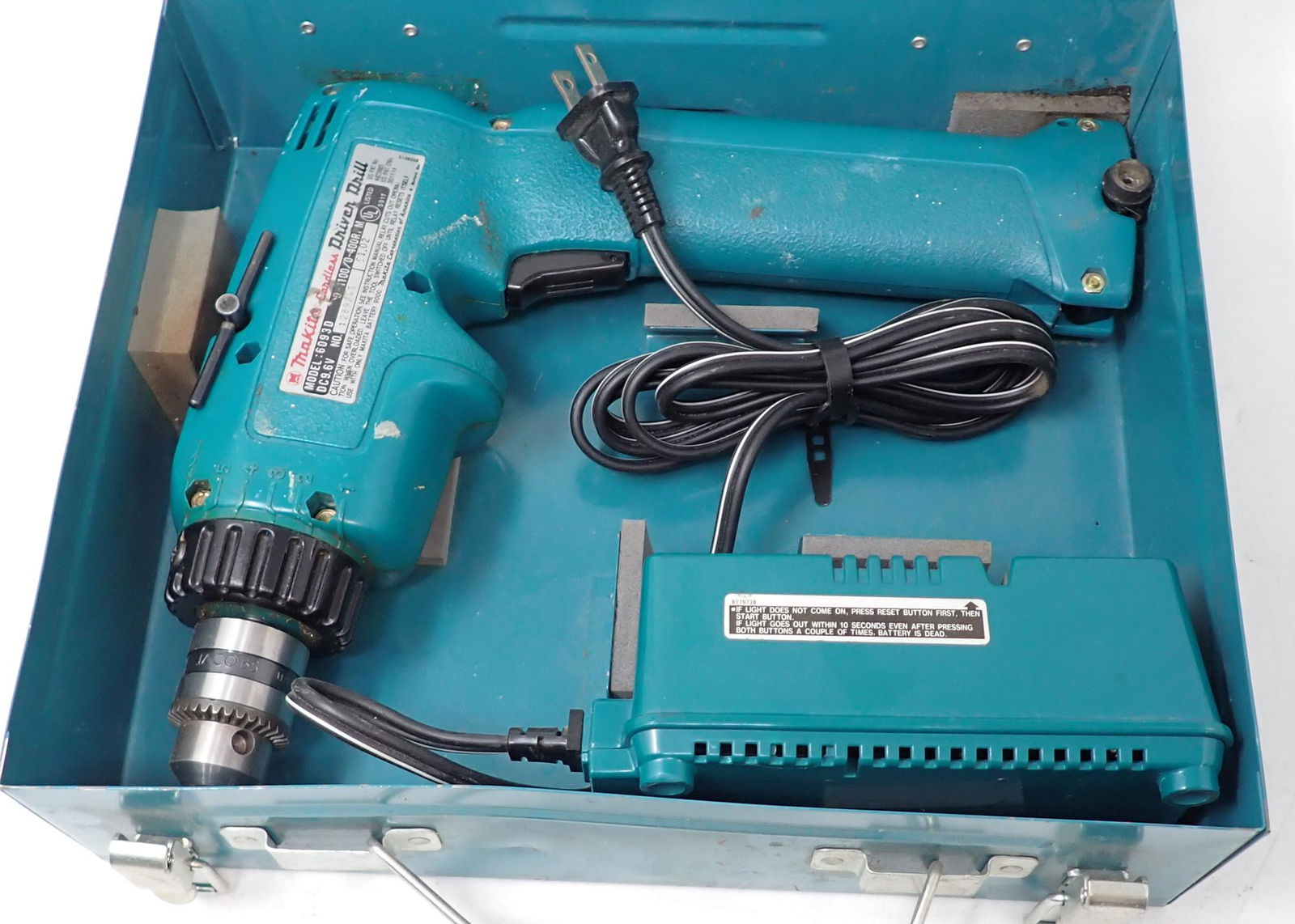Makita 6093D Driver Drill (1 of 3)
