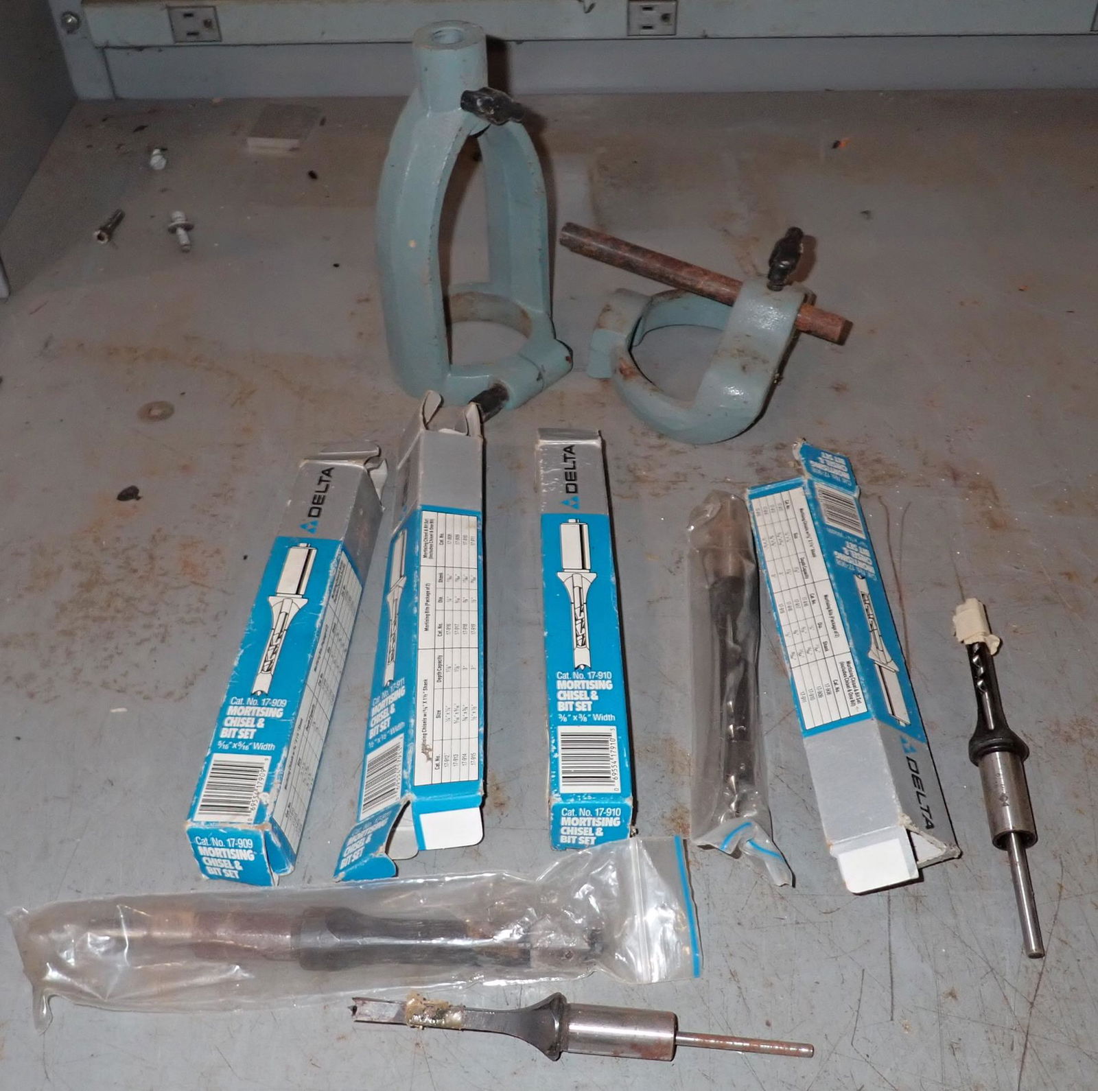 Delta Mortising Chisel & Bit Sets (1 of 5)