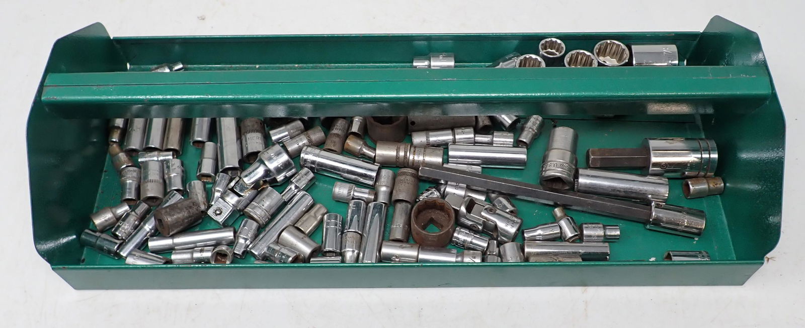 Misc 1/4" 3/8" & 1/2" Drive Sockets (1 of 5)