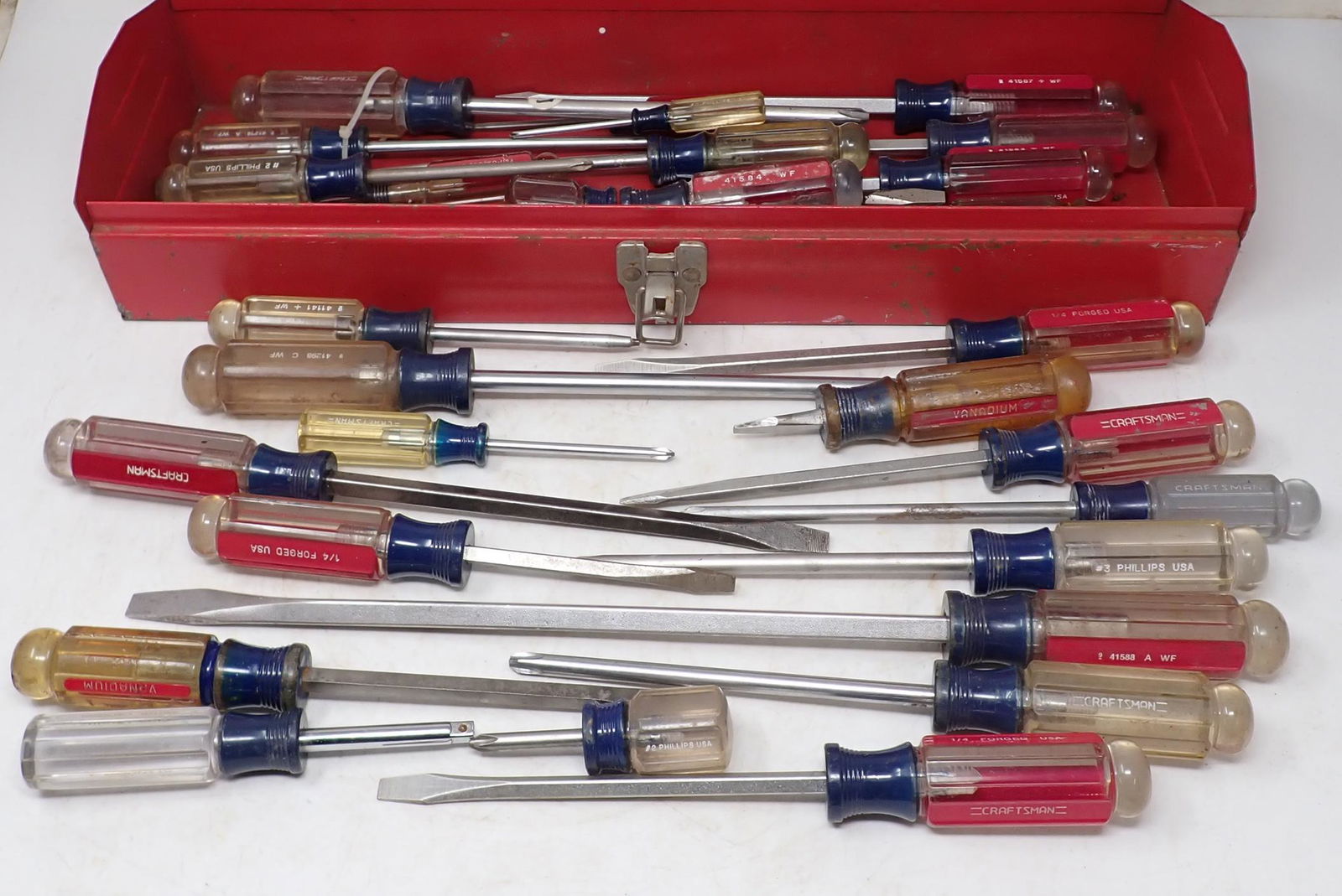 Craftsman Screwdrivers & Toolbox (1 of 4)