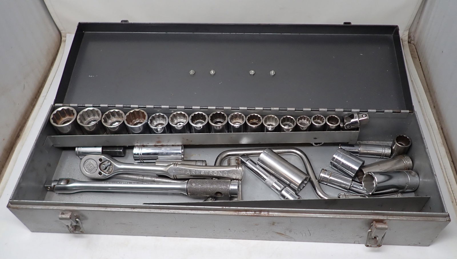 Armstrong 1/2" Drive Tools Rachet Sockets (1 of 5)