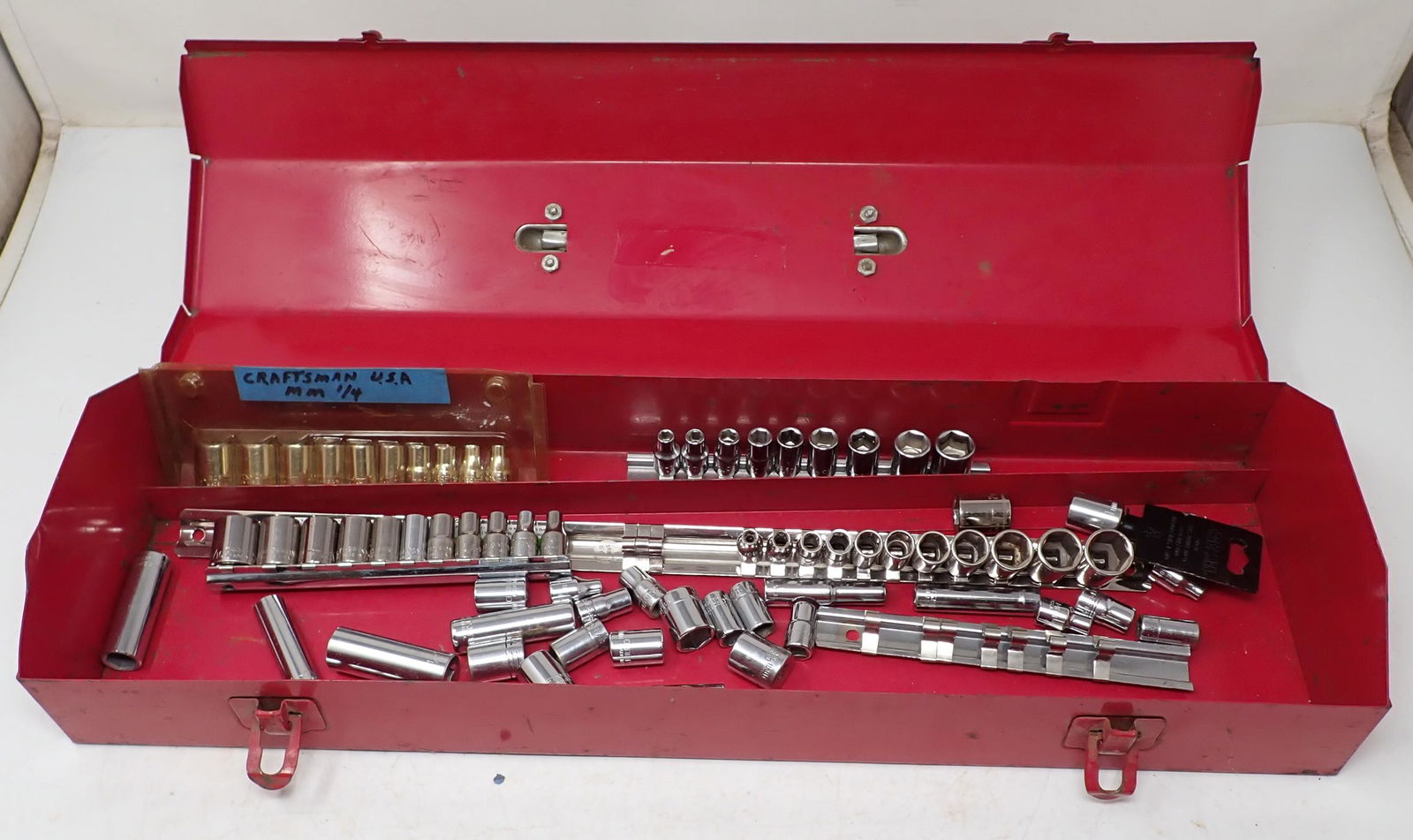 1/4" Drive SAE Metric Sockets & Tool Box (1 of 4)