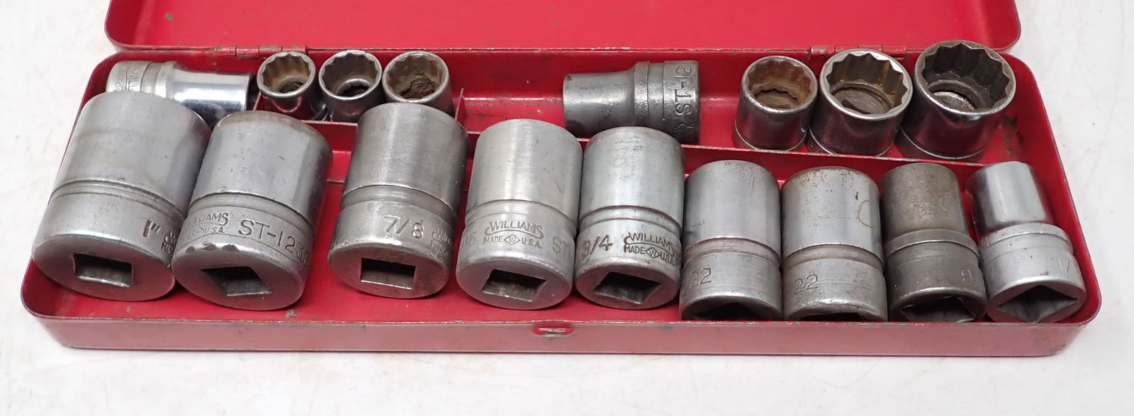 Williams 3/8" & 1/2" Drive Sockets (1 of 3)