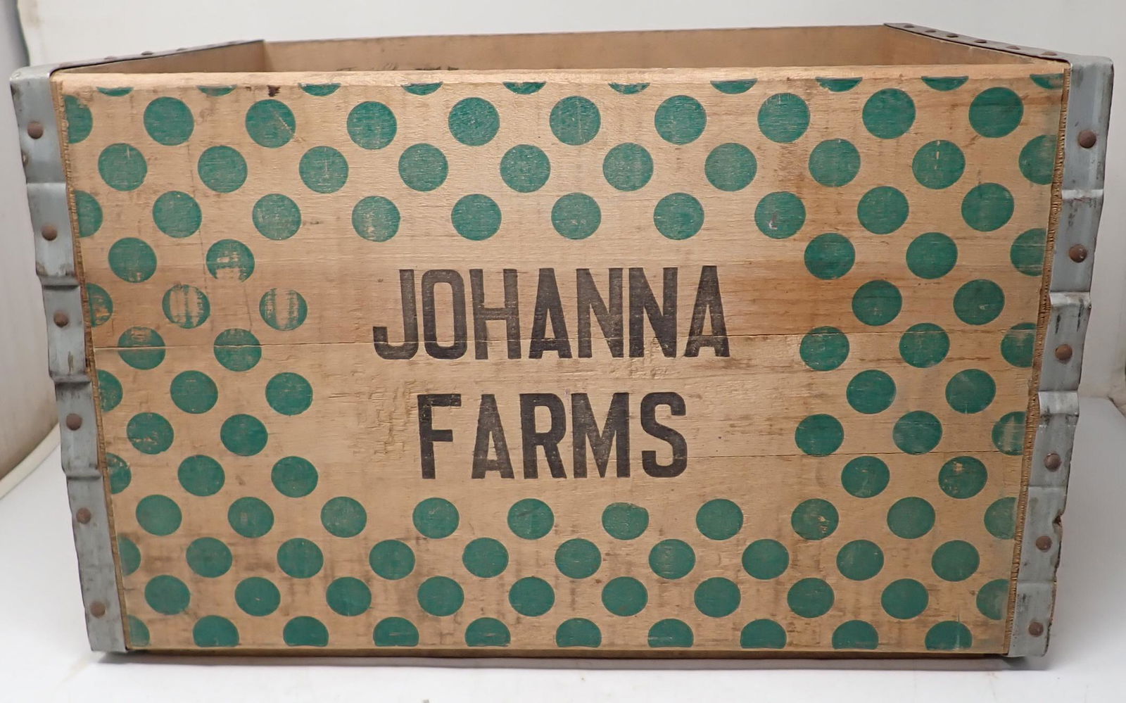 Johanna Farms Wooden Milk Crate (1 of 7)