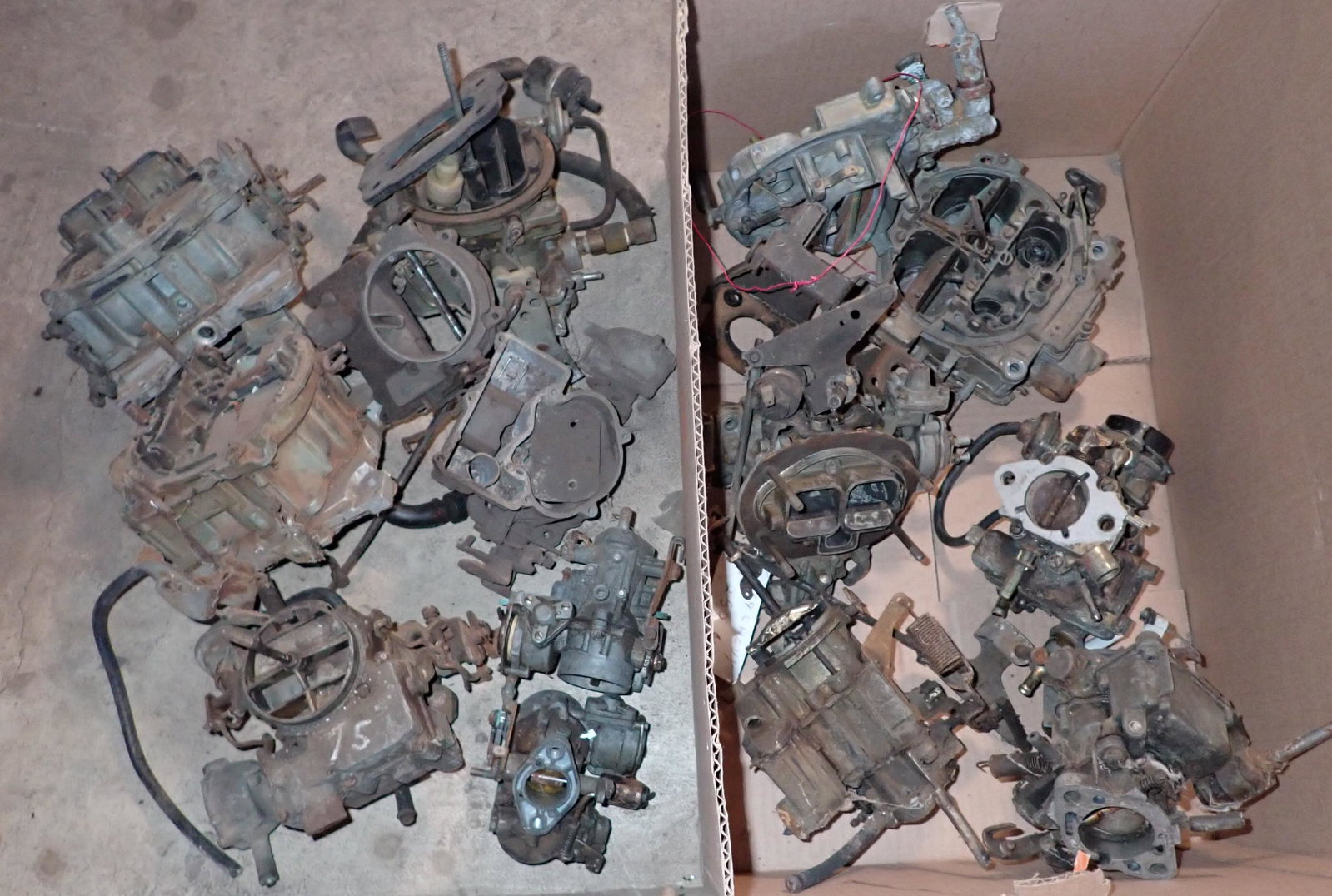 Carburetors / Parts: NO SHIPPING