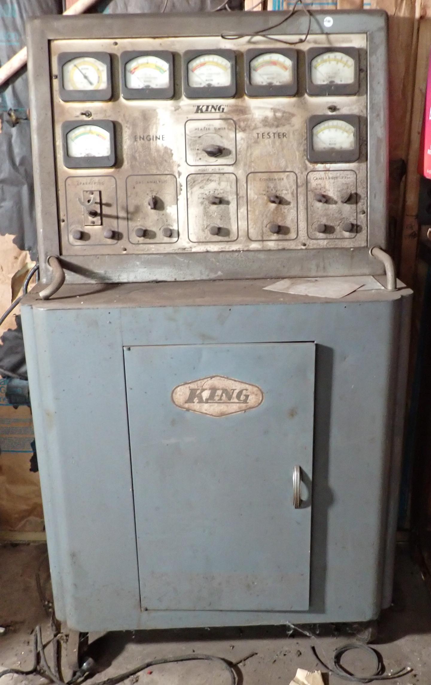 Vintage King Engine Tester (1 of 4)