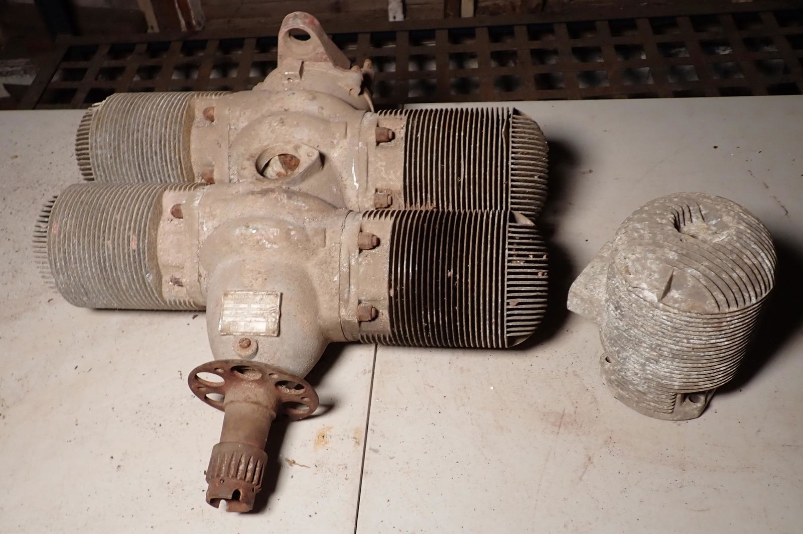 Vintage McCulloch 4318A Drone Gyro Copter Engine (1 of 7)