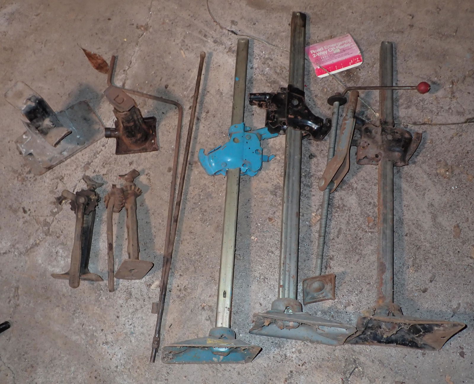 Bumper & Misc Jacks (1 of 4)