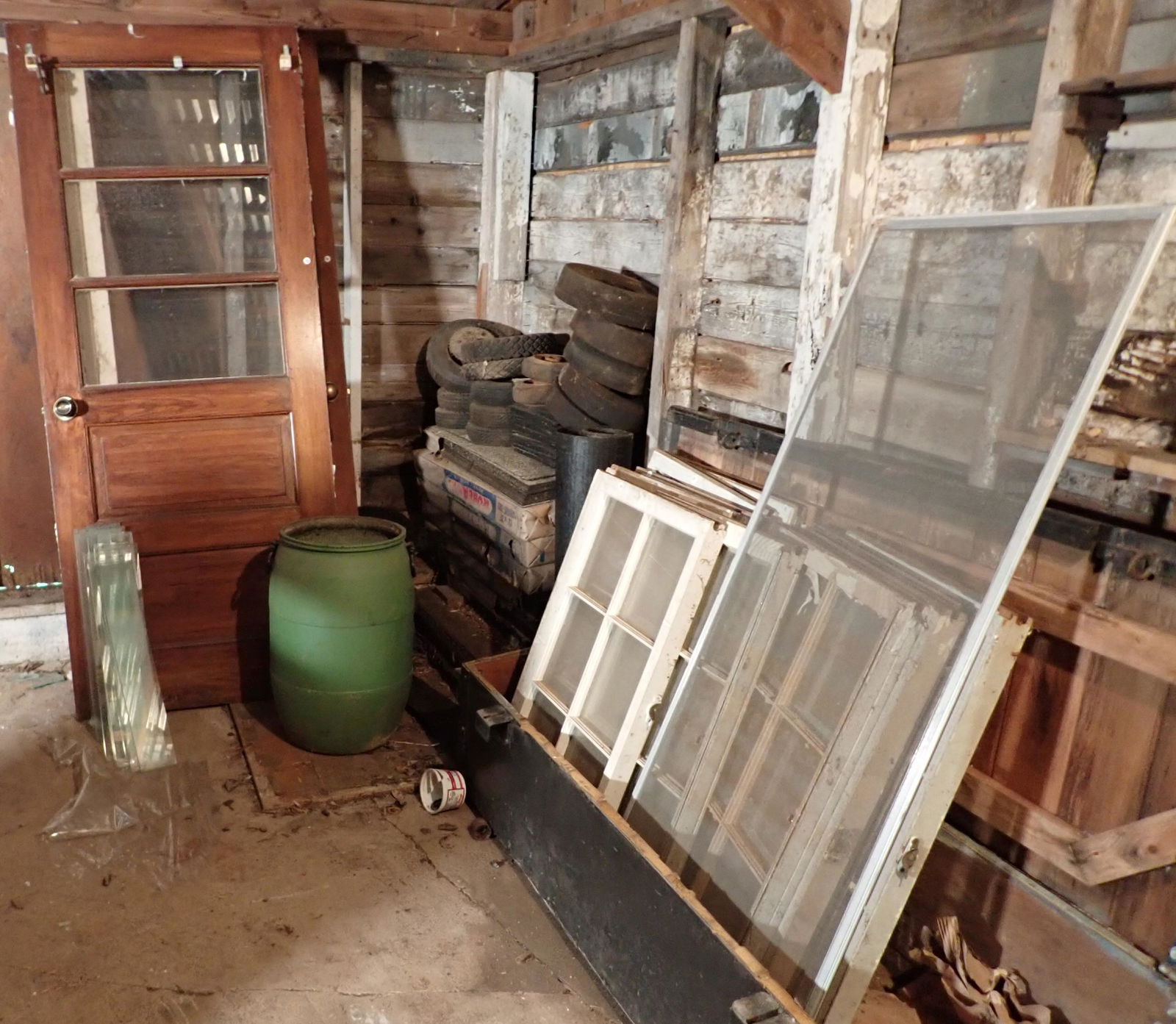 Doors Windows Shingles Wood Chest (1 of 8)