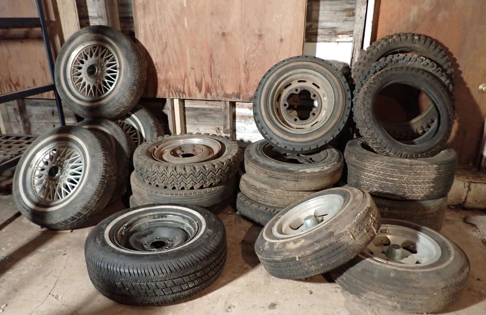 Misc Car/ Motorcycle Tires & Rims (1 of 8)
