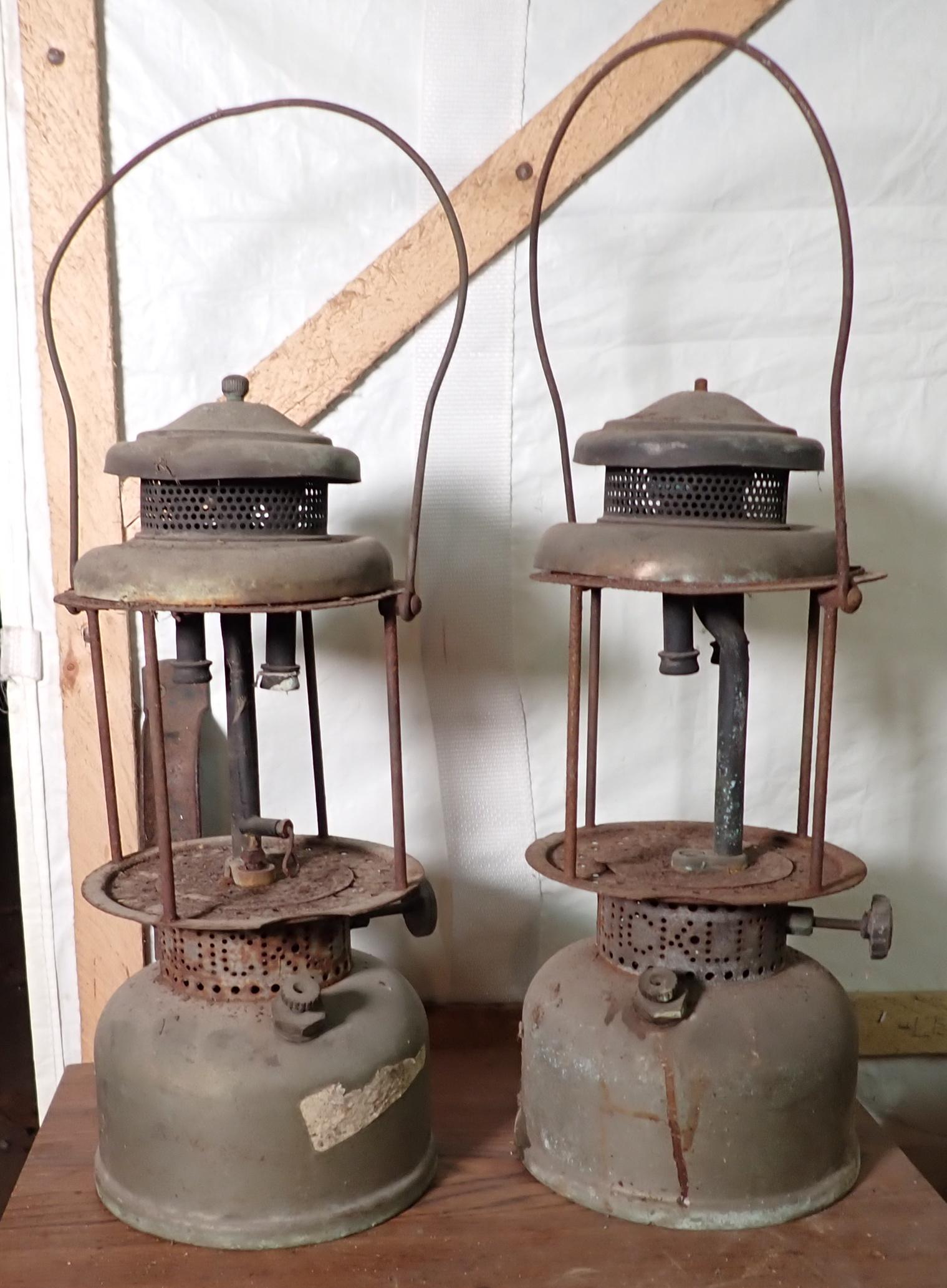 2 Vintage Coleman Lanterns (1 of 2)