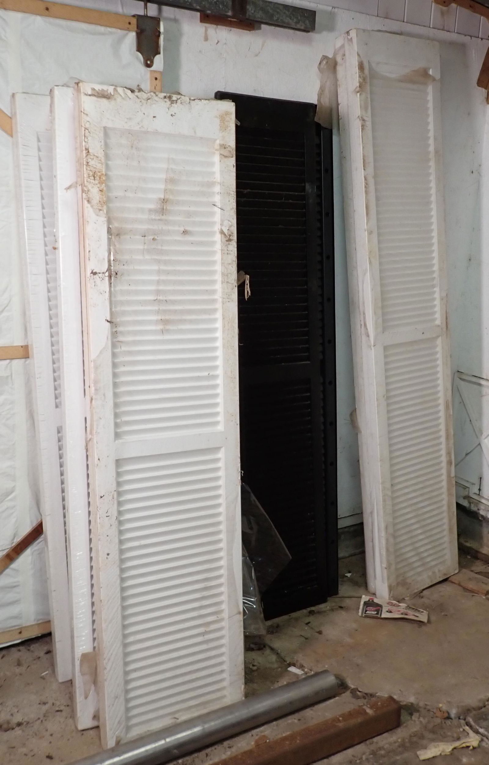 X-Act Plastic Shutters (1 of 2)