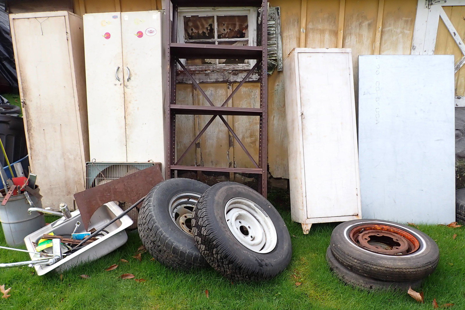 Scrap Iron Tires and Rims: Take what you want and leave the rest. NO SHIPPING !