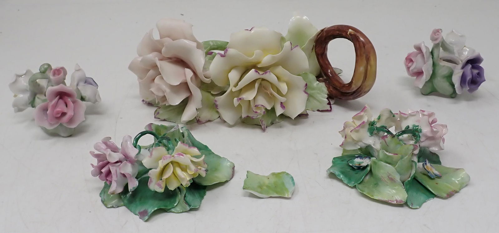 Capodimonte & Lefton Flower Candle Holders (1 of 5)