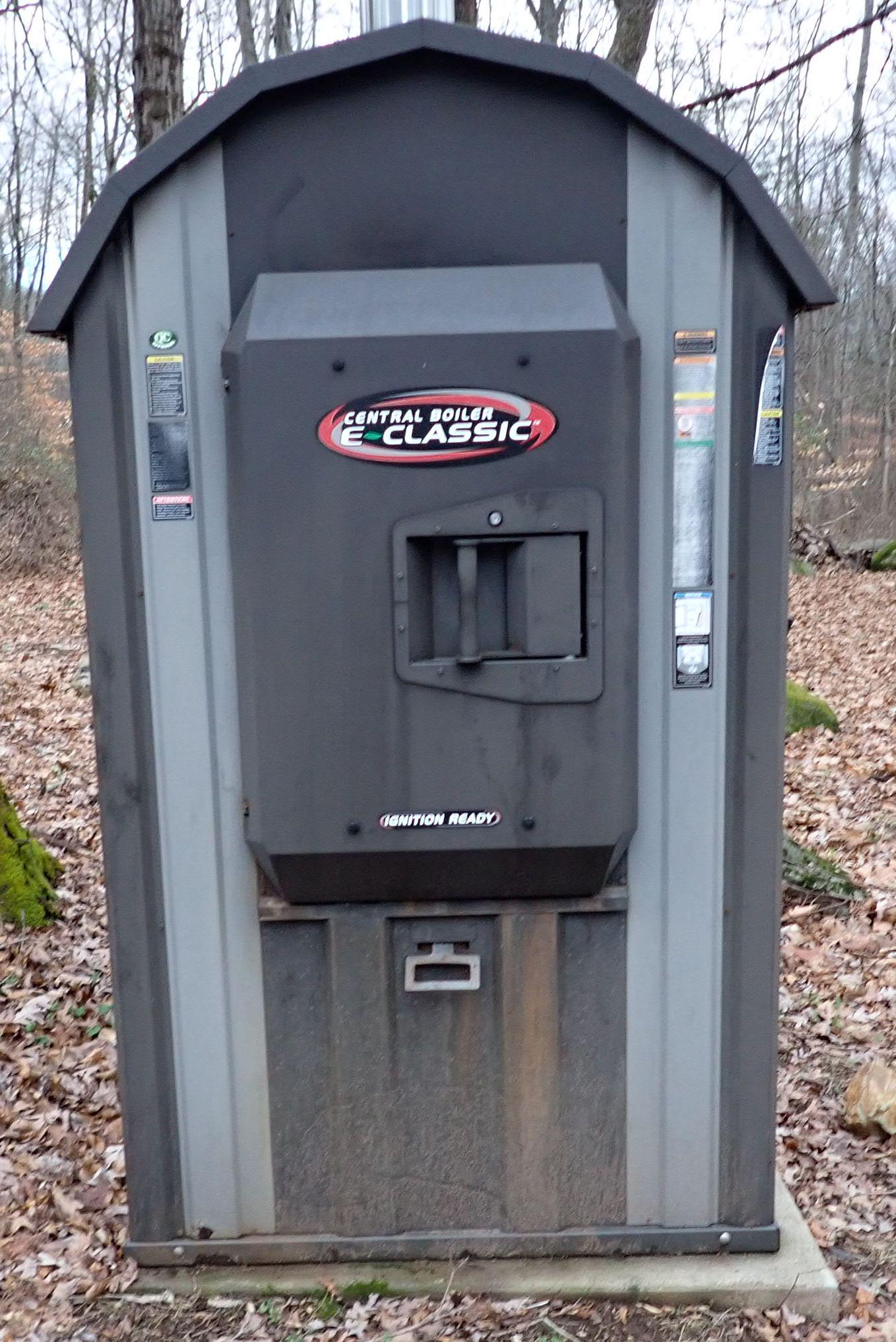 Central Boiler E-Classic 3200 Boiler Wood Furnace (1 of 18)
