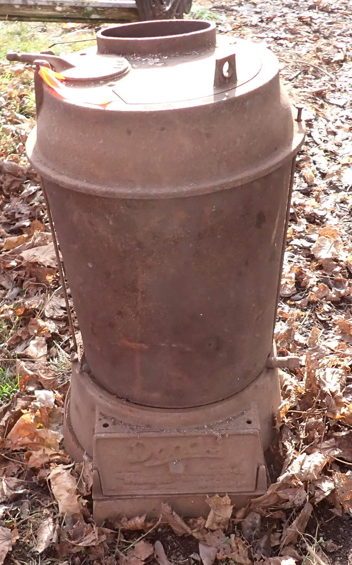Antique Dandy Coal Stove (1 of 5)