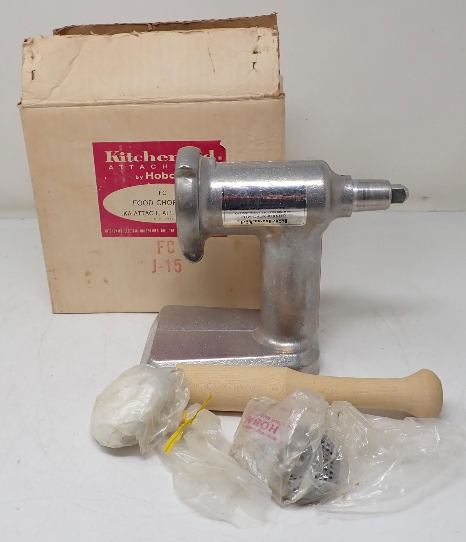 Vintage Hobart KitchenAid Food Chopper (1 of 3)