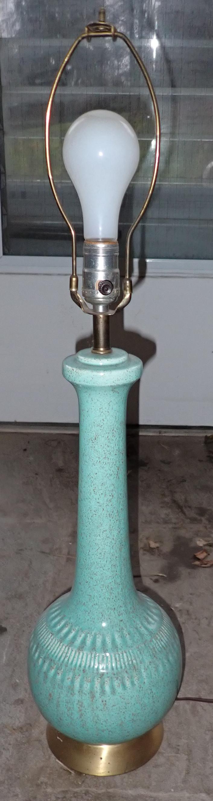 Mid Century Modern Pottery Lamp (1 of 3)