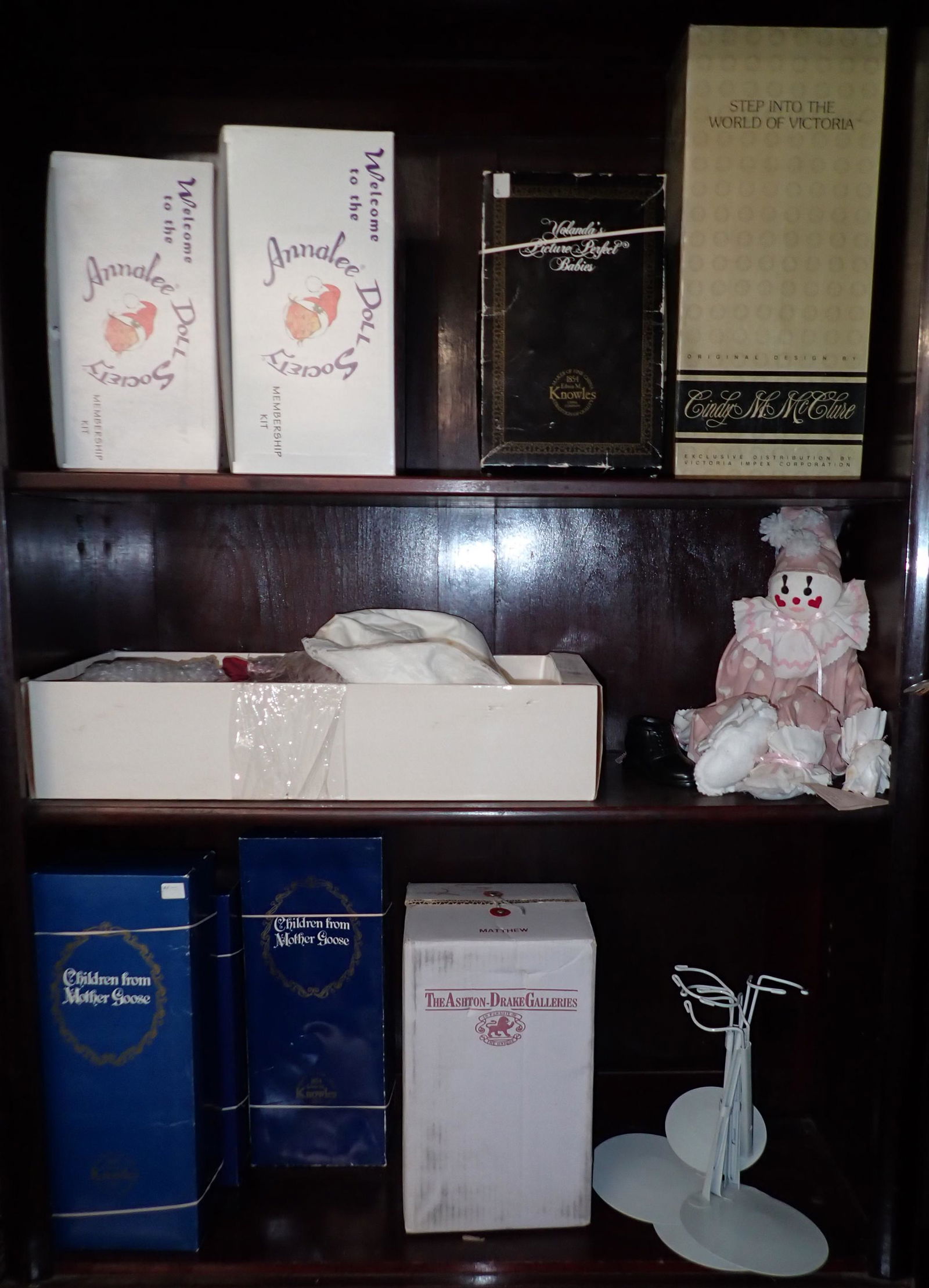 Lot of Misc Dolls incl Annalee (1 of 5)