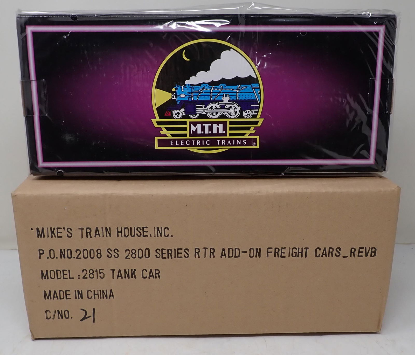 Tinplate Traditions 2815 O Gauge Tank Car (1 of 2)