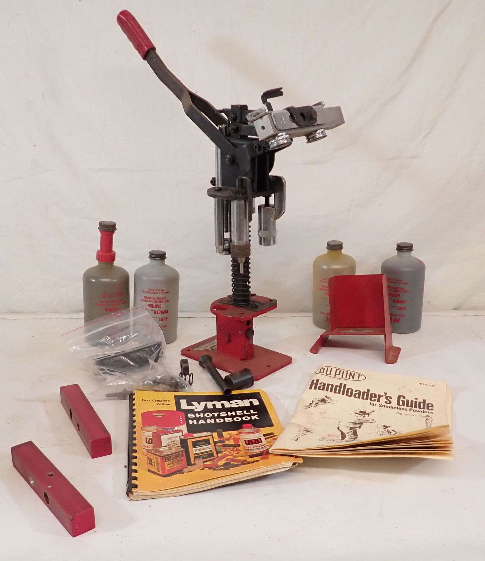 MEC Versa-Mec Reloader (1 of 8)