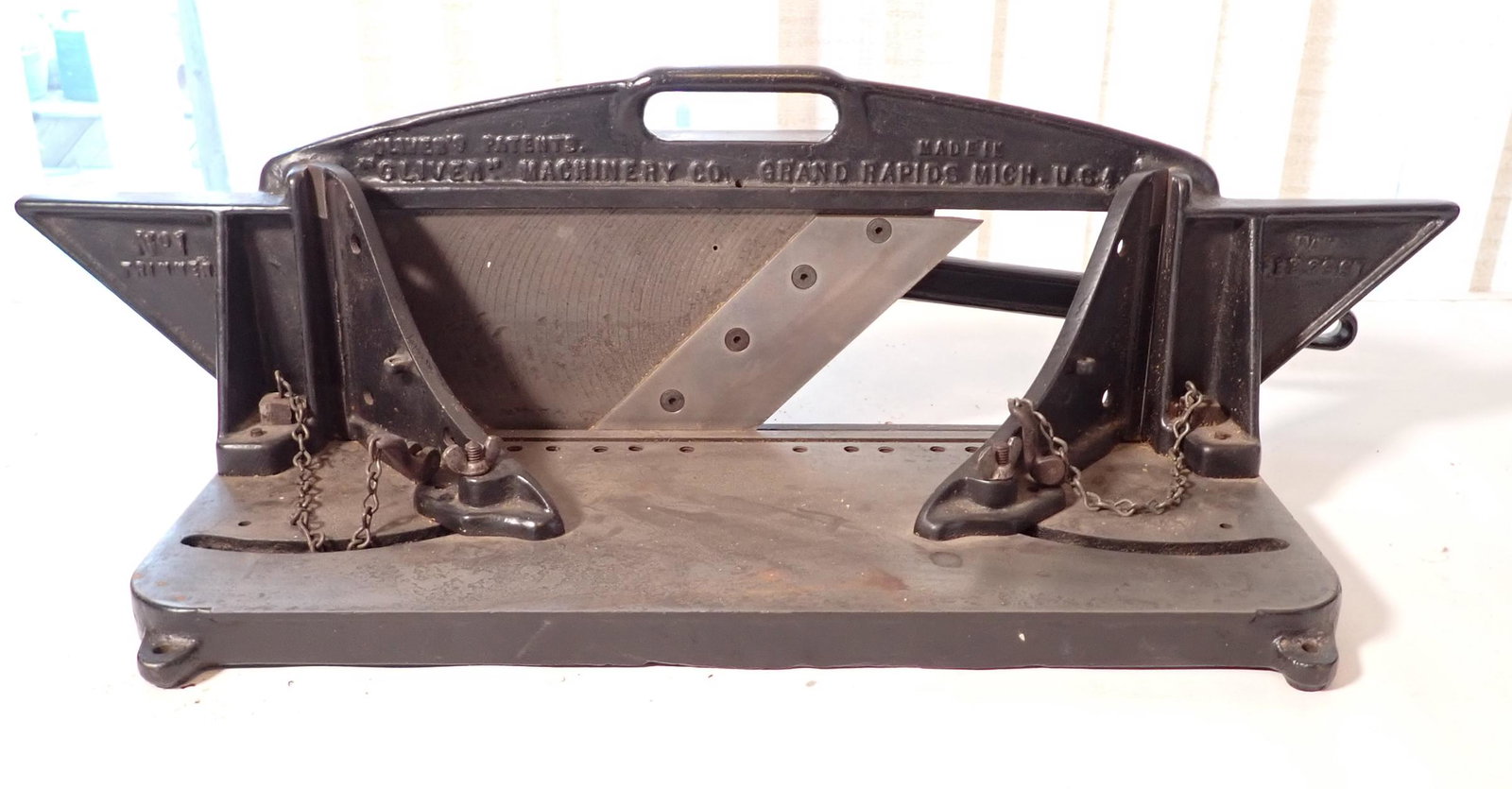 Oliver No. 1 Trimmer / Miter Cutter (1 of 6)