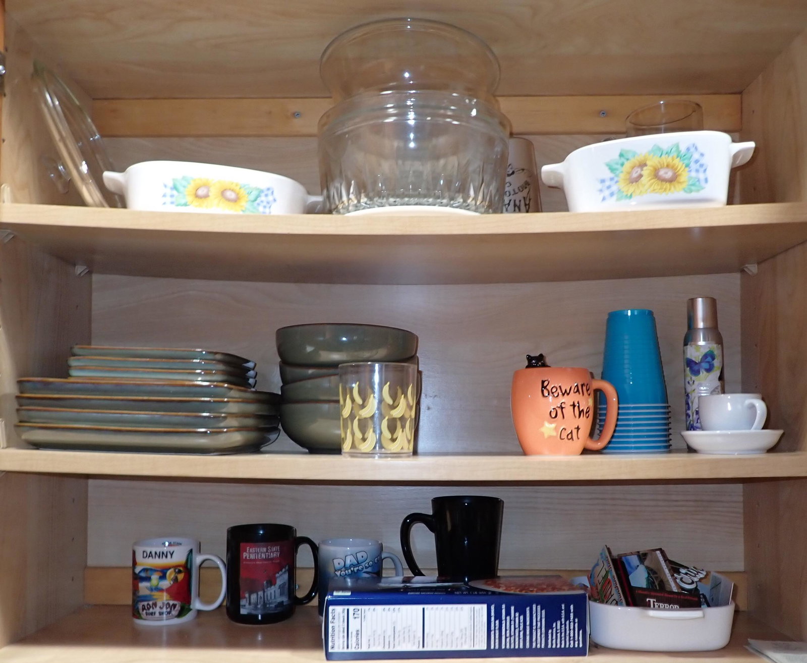 Contents of Kitchen Cabinets incl Shot Glasses (1 of 17)