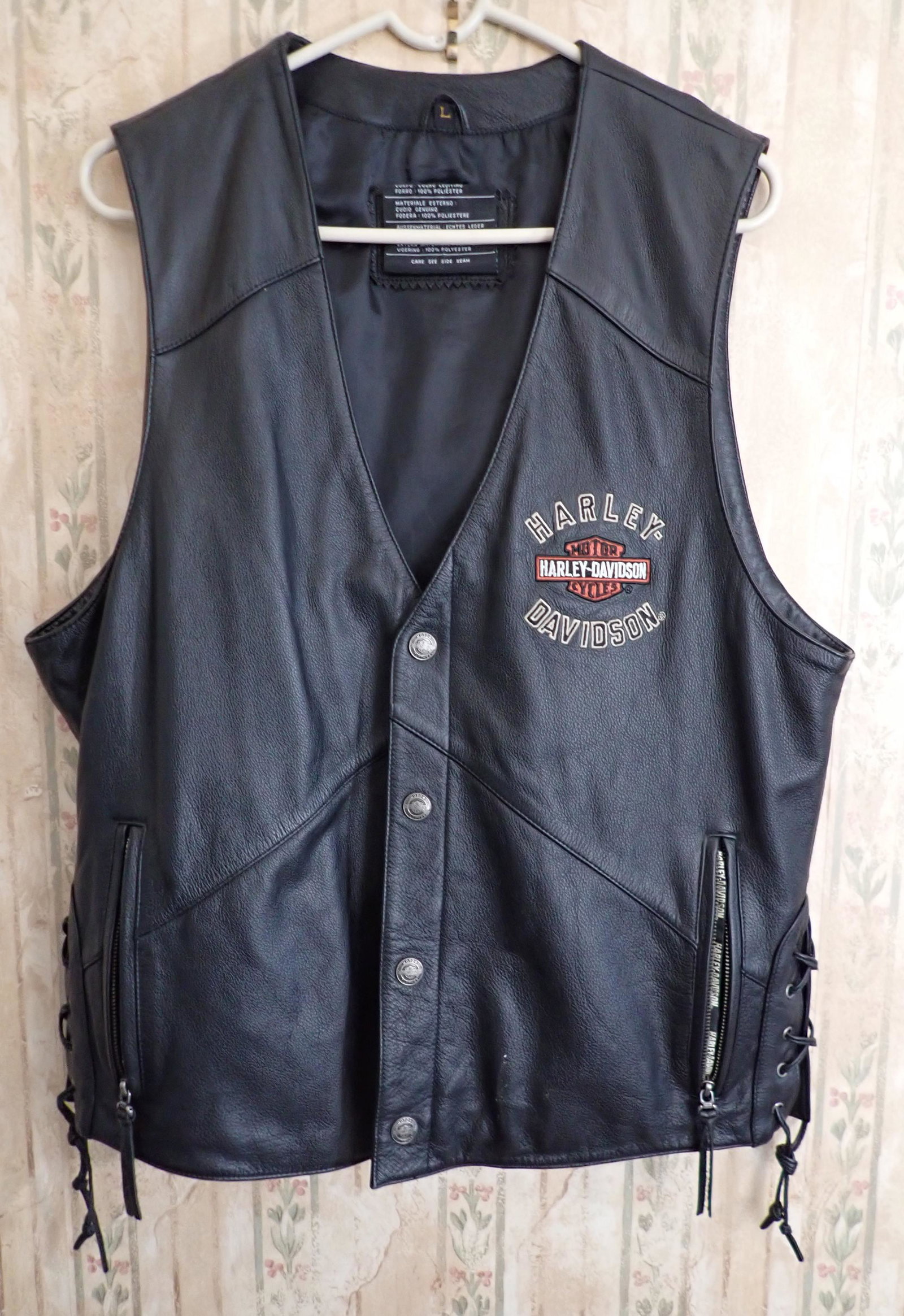 Harley Davidson Motorcycle Vest (1 of 3)
