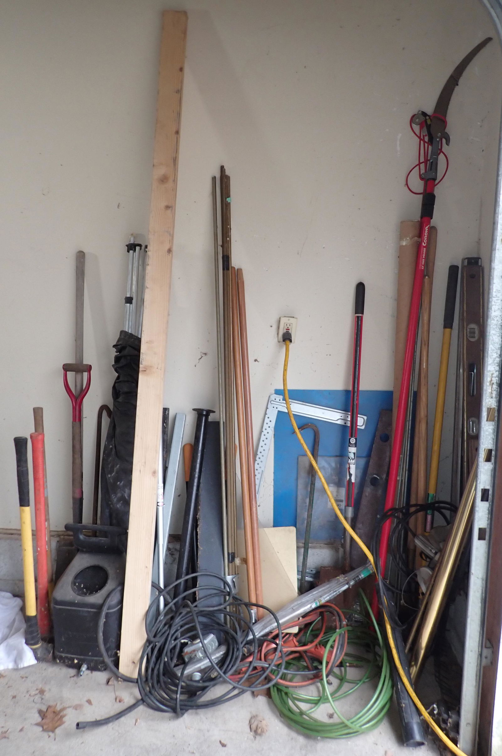 Sledge Hammers Levels Pole Saw 240v Extension (1 of 8)