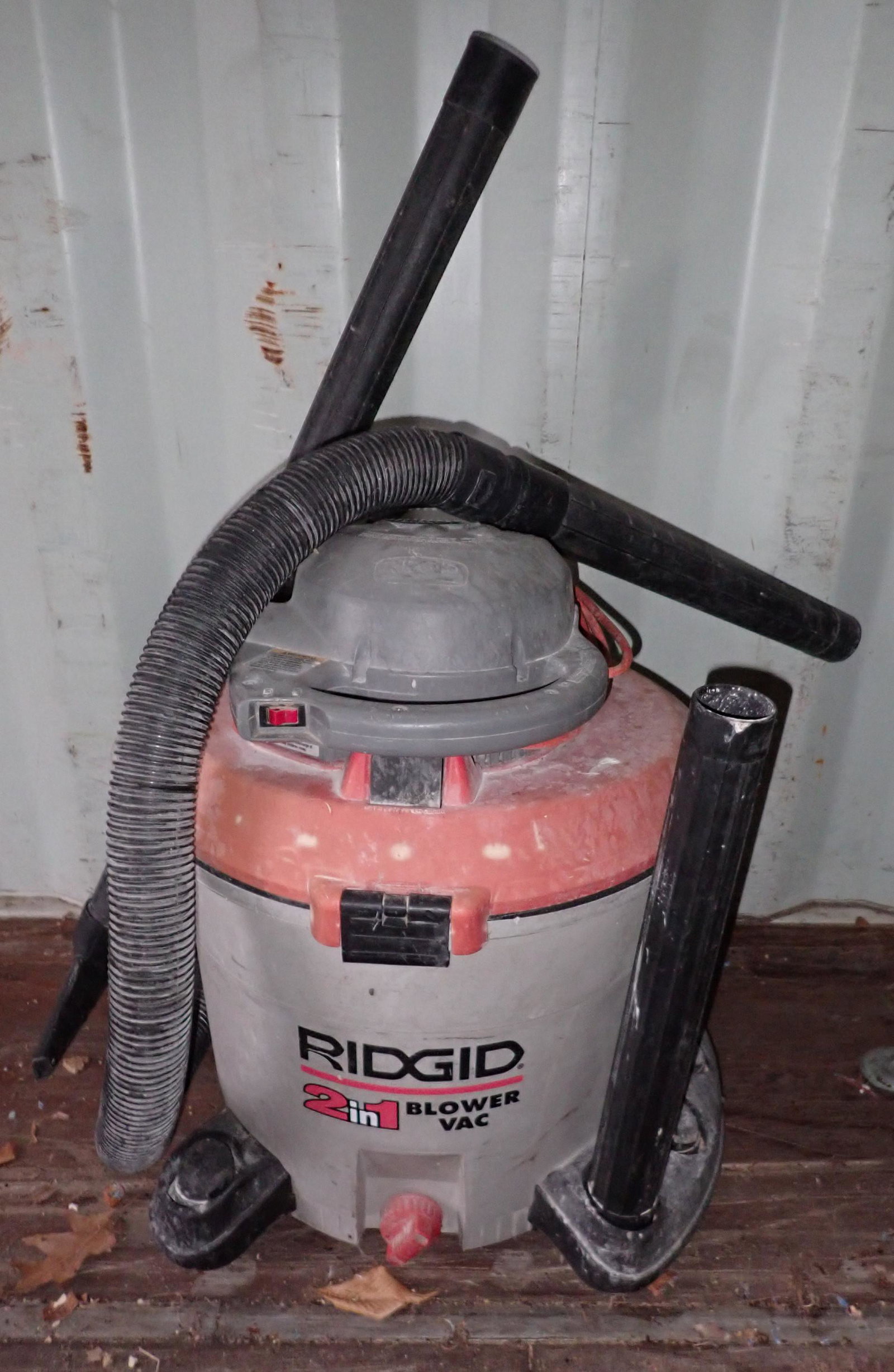 Rigid 2in1 Blower Vac (1 of 1)