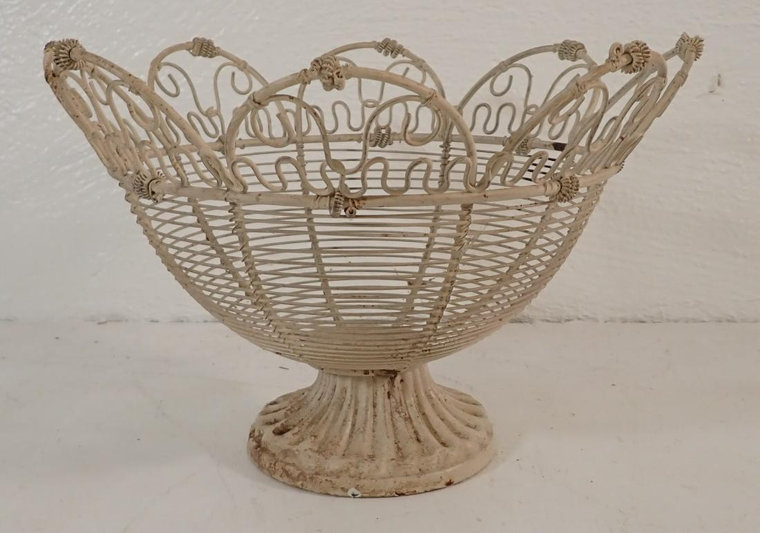 Wire Fruit Basket w/ Cast Iron Base (1 of 4)