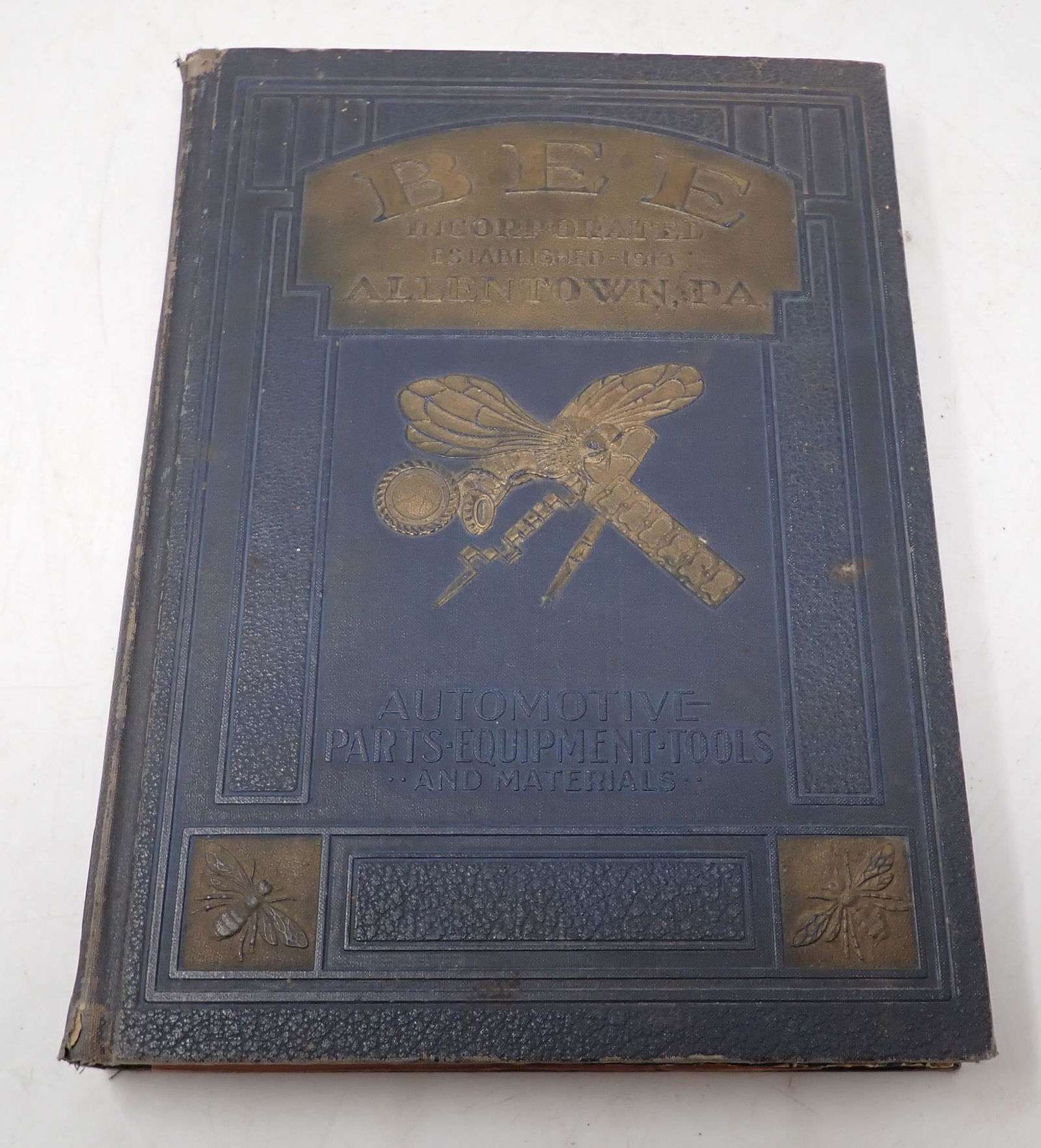 1931 Bee Automotive Parts Equipment & Tool Catalog (1 of 17)