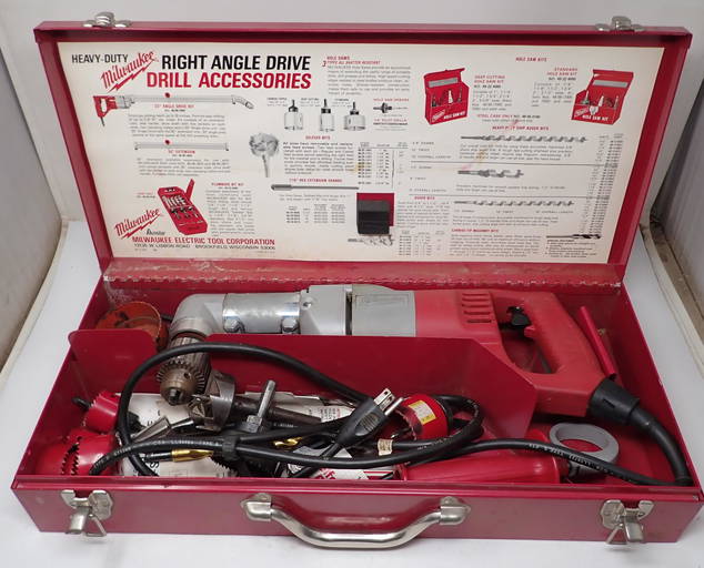 Milwaukee 11071 Right Angle Drill (0578) on Feb 05, 2023 M.J