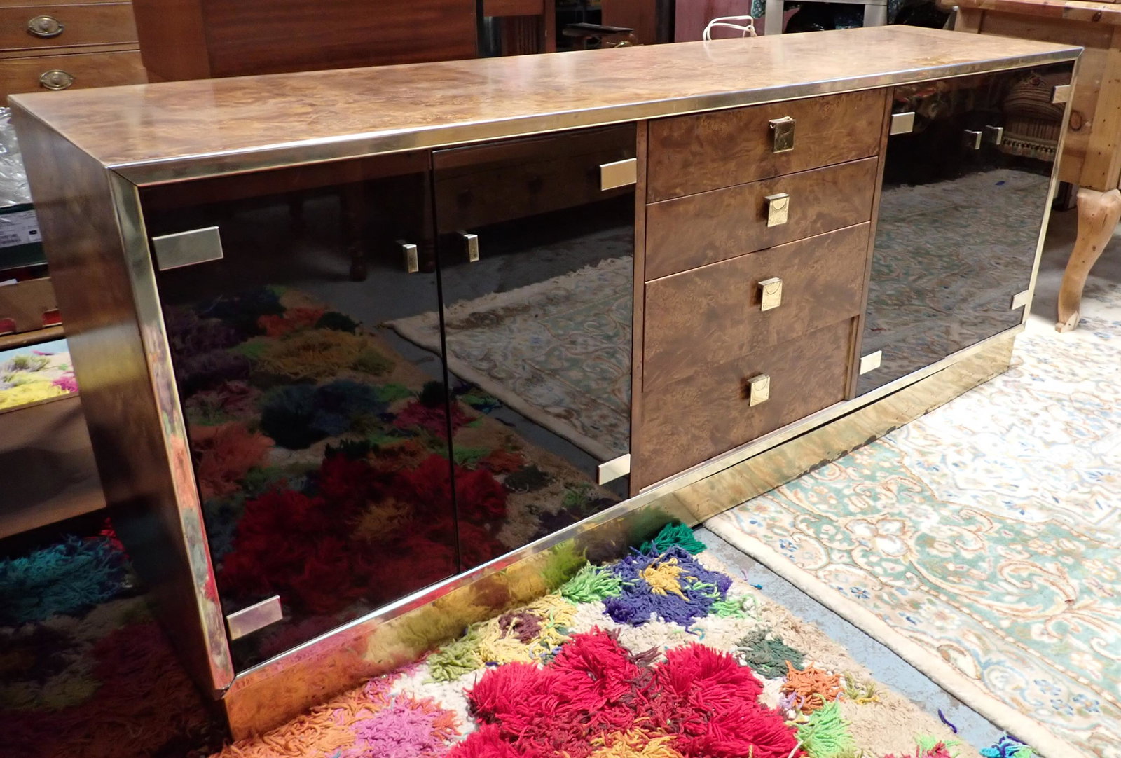 Thomasville Mid Century Modern Credenza: Apprx 18 1/4" x 72" x 30" tall. No shipping ! Bring help to load