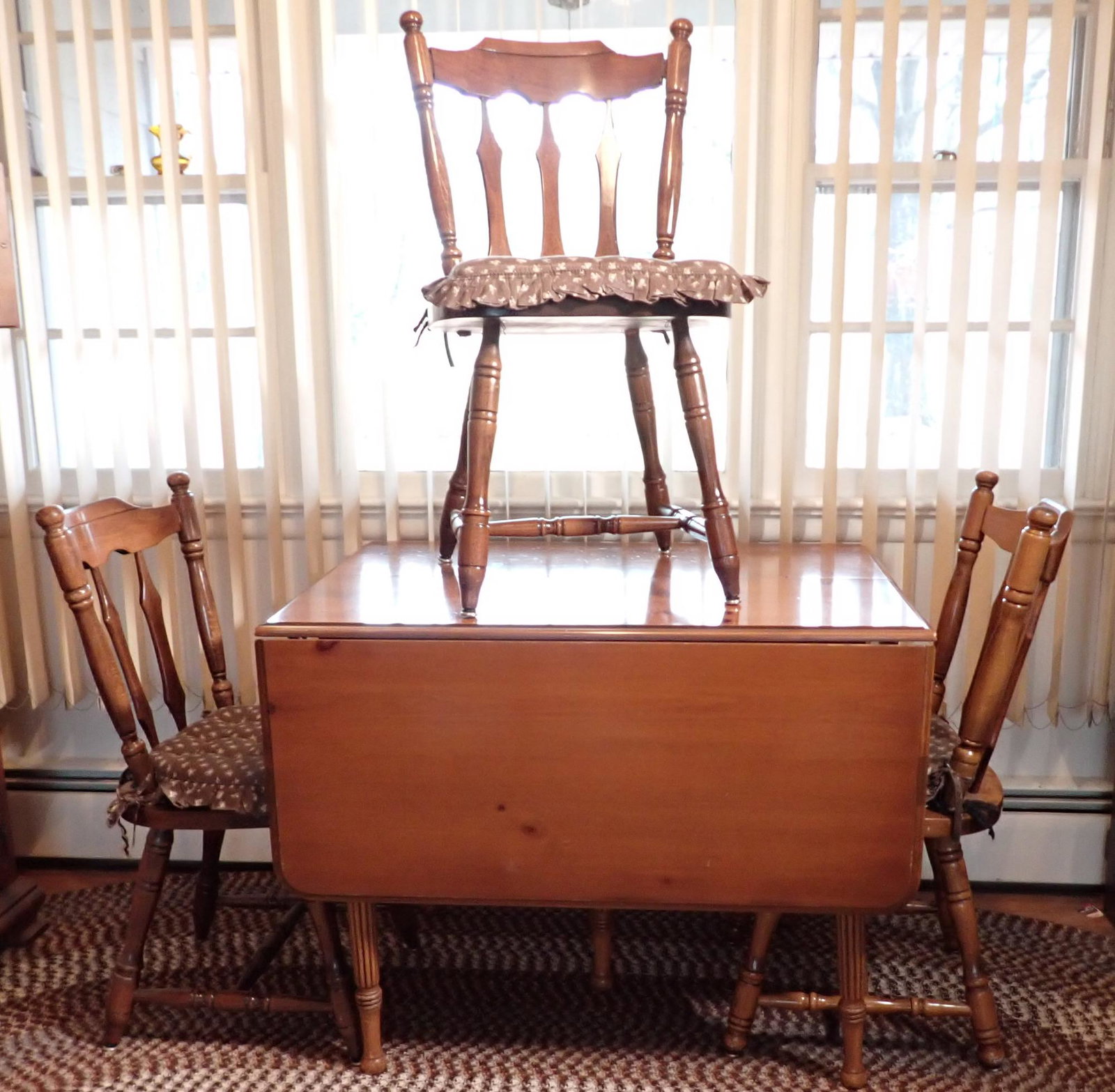 Drop Leaf Table & 3 Chairs: Table is approx 27 1/2" closed x 38". Drop leaves are apprx 16 1/2". No shipping ! Bring help to load