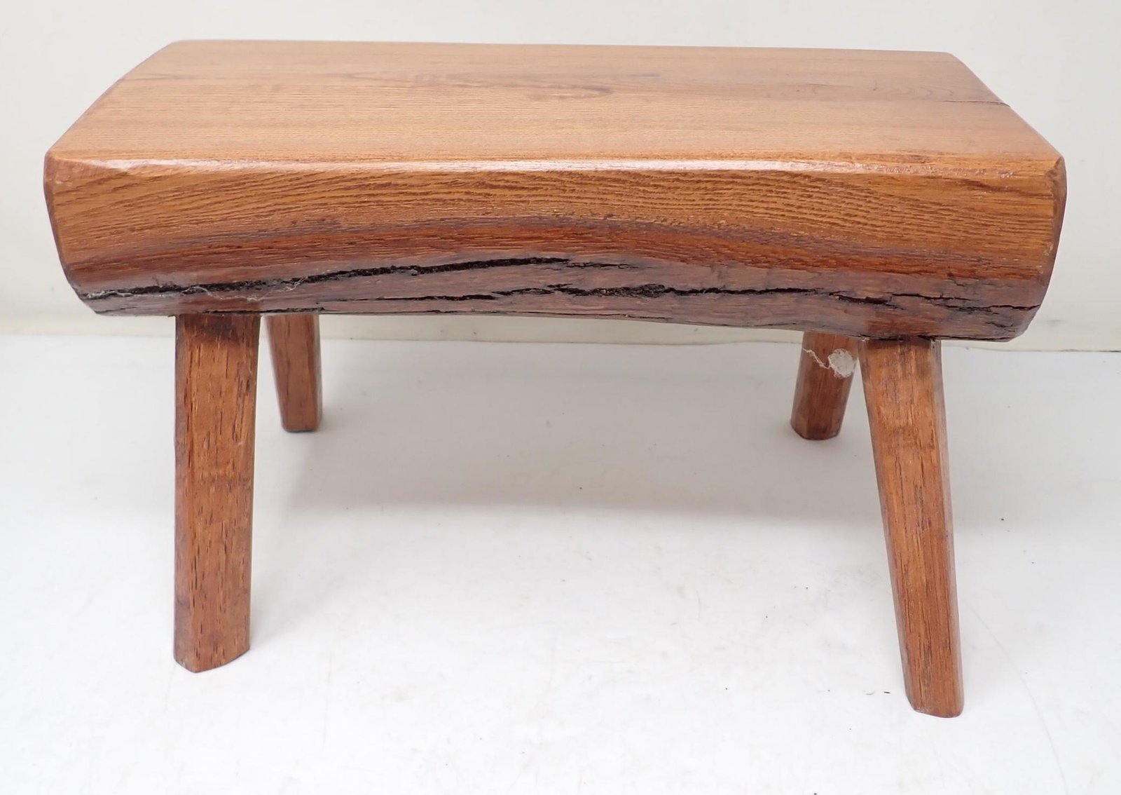 Valley Crest Farm Log Foot Stool (1 of 5)