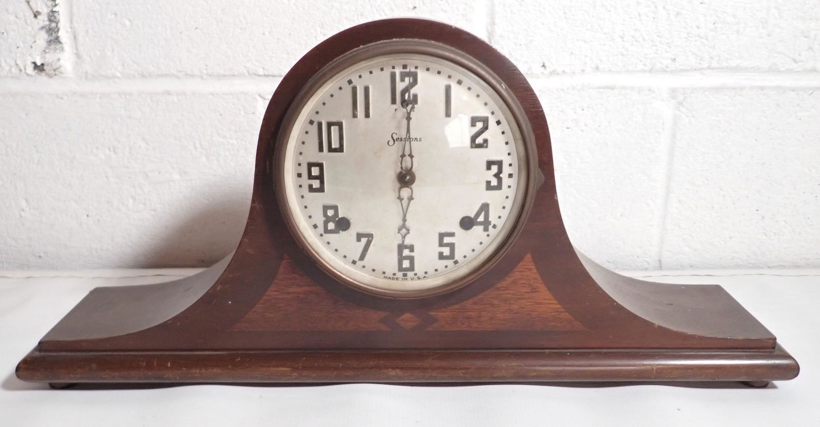Sessions Mantle Clock (1 of 6)
