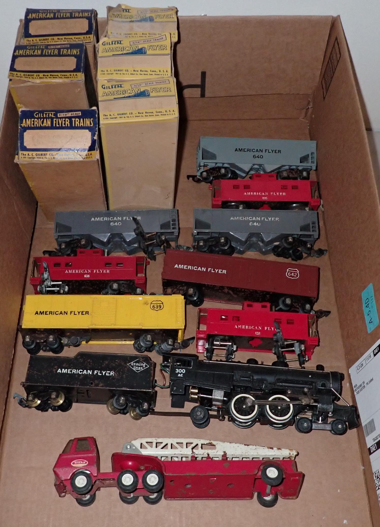 American Flyer 300 Steam Locomotive & Train Cars (1 of 5)