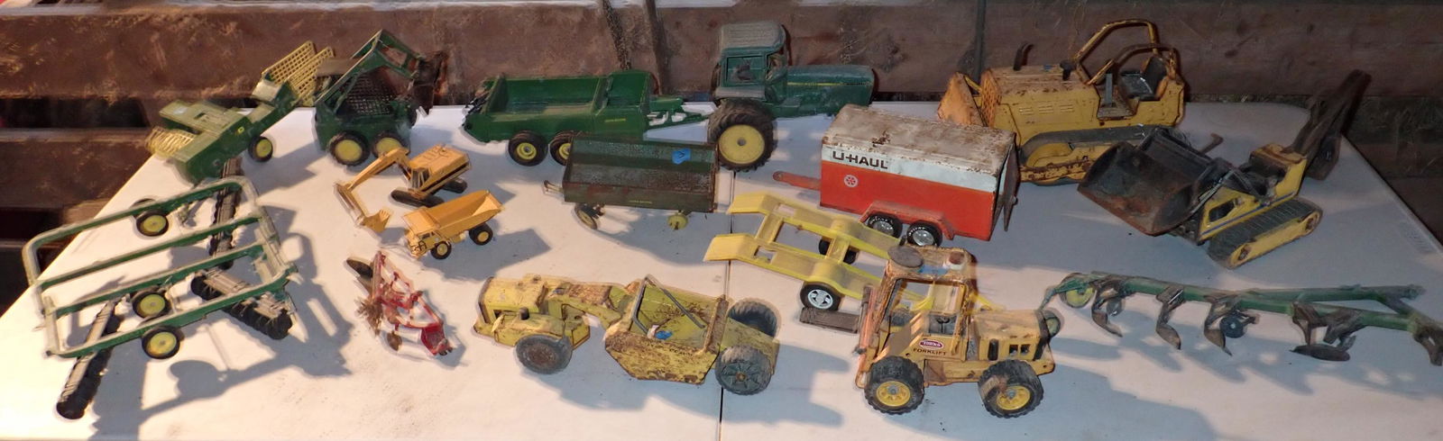 Tonka Nylint Ertl John Deere Toys (1 of 8)