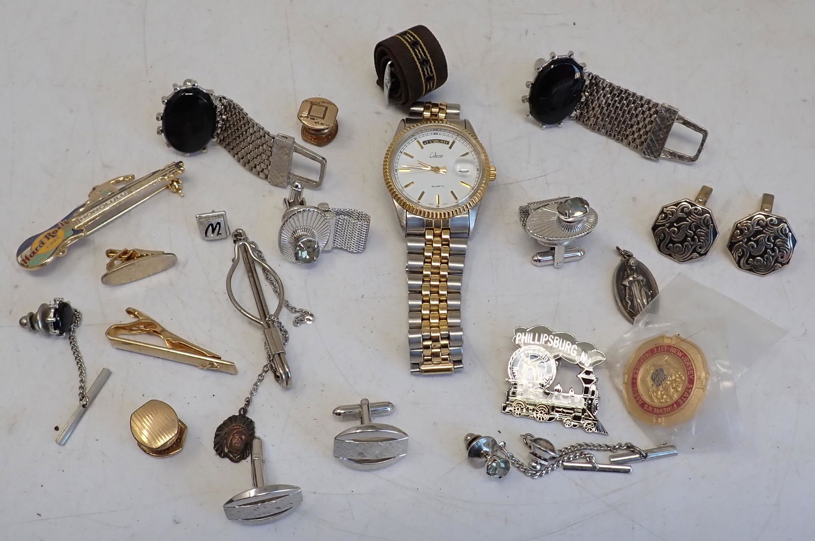Watch Cufflinks Tieclasps Gruen Box: Getting all pictured