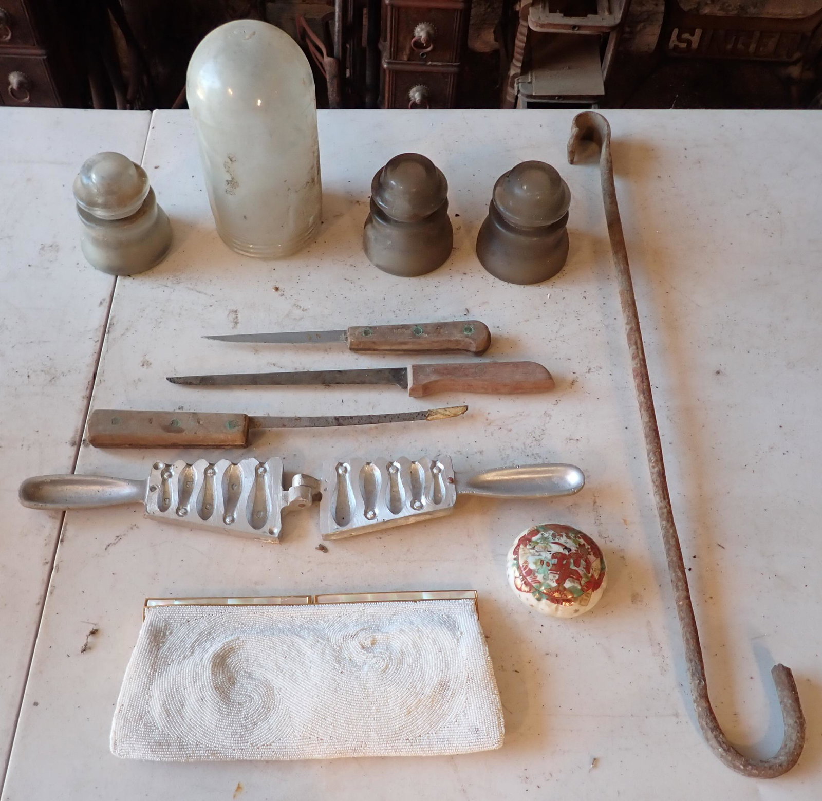 Insulators Sinker Mold Butcher Knives & Misc (1 of 7)