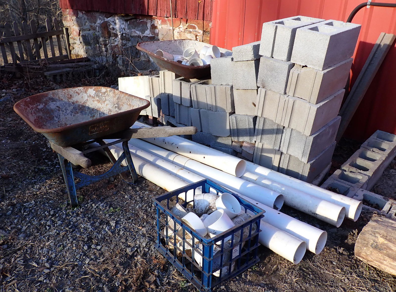 Concrete Block PVC Pipe Steel Wheel Barrow (1 of 7)