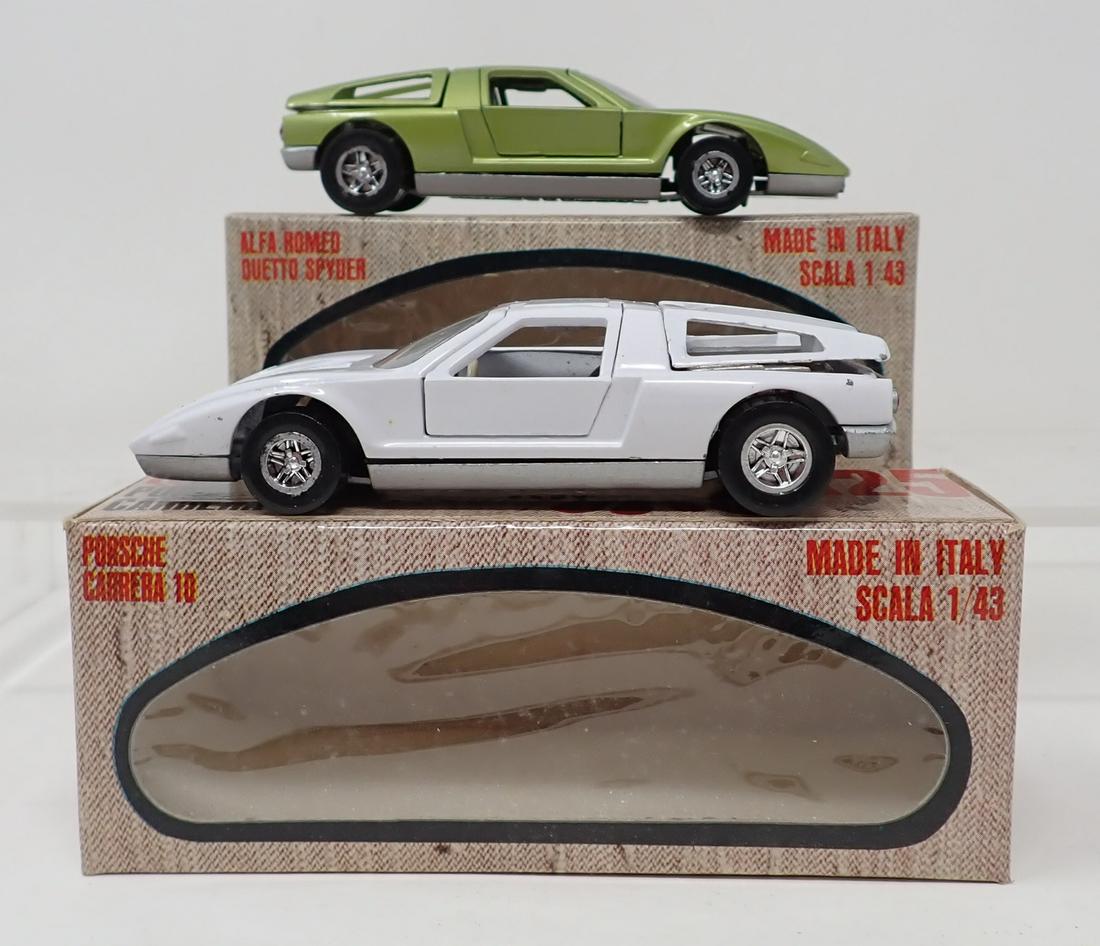 Mattel Hot Wheels Mebetoys Mercedes C111: Not in correct boxes. Getting both.